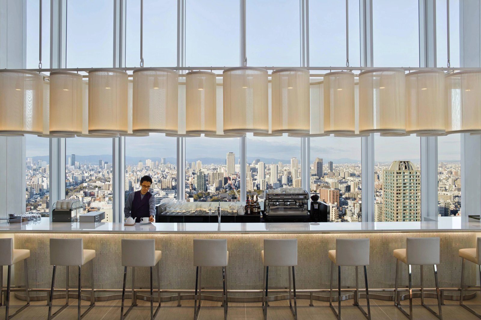 Osaka Marriott Miyako Hotel, at the table