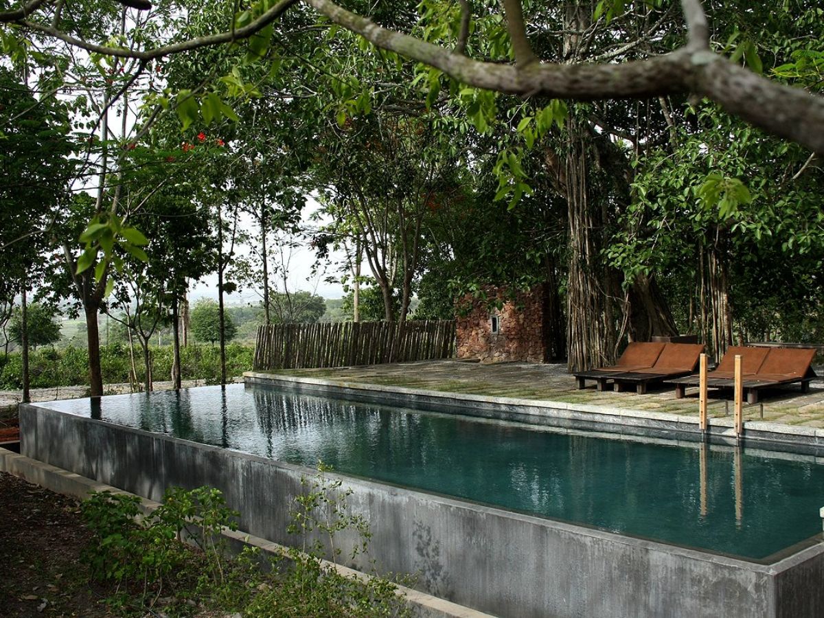 KAAV Safari Lodge, Kabini, the pool