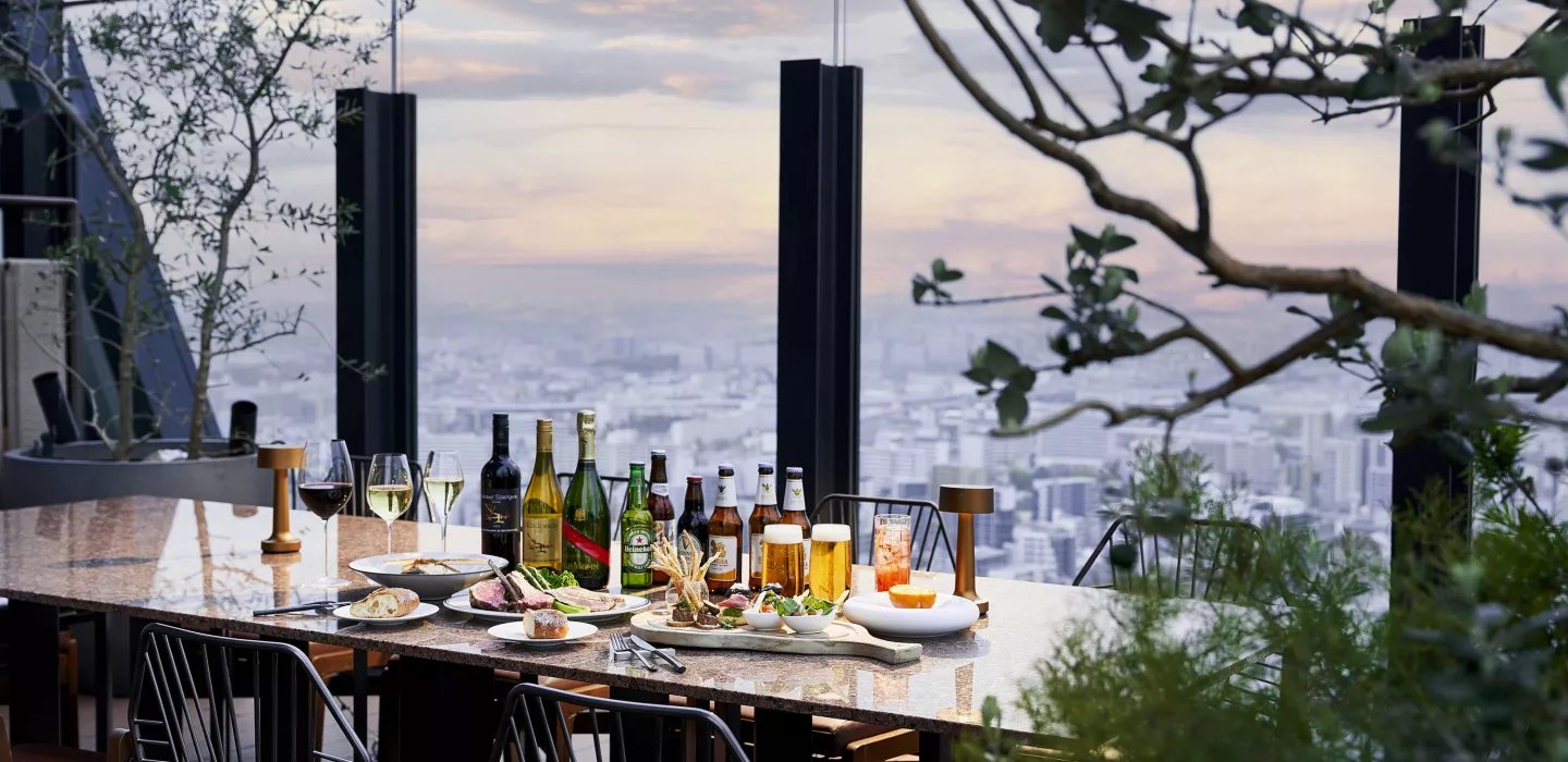 Centara Grand Hotel Osaka — vibe