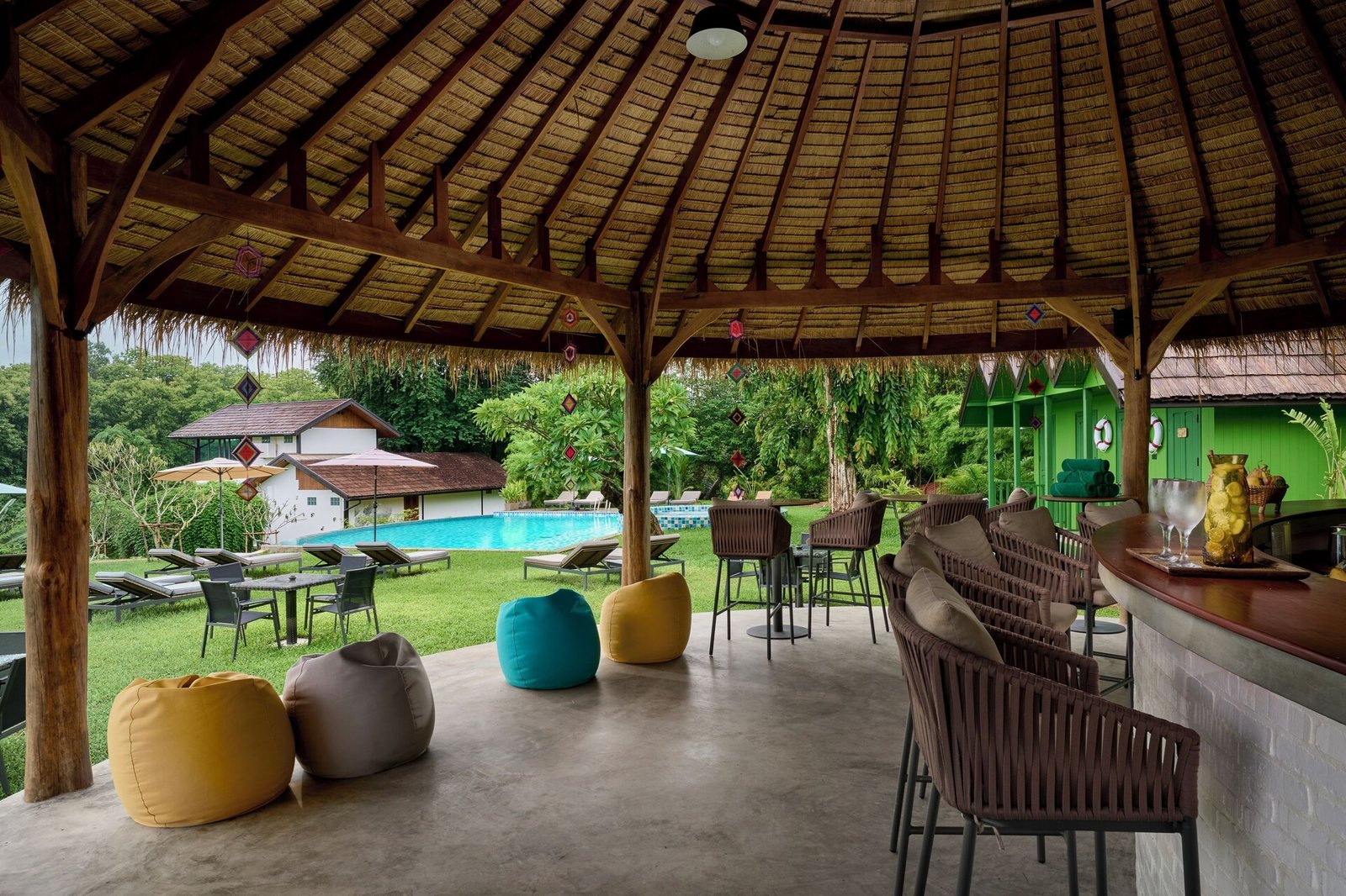 The Namkhan, pool bar