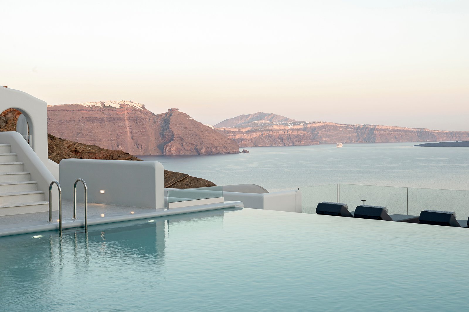 Hom Santorini