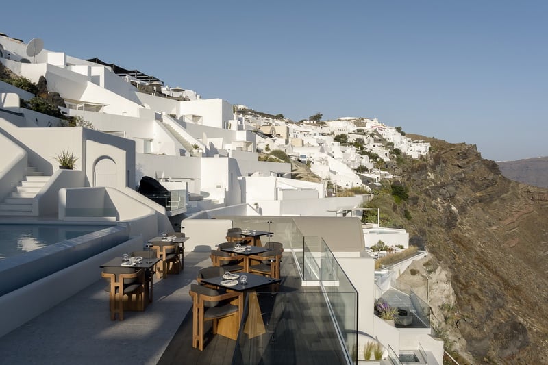 Hom Santorini, hom restaurant