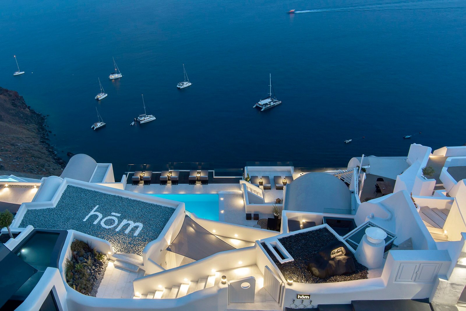 Hom Santorini, how it began