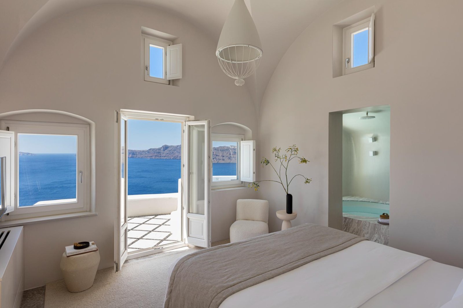 Canaves Oia Suites