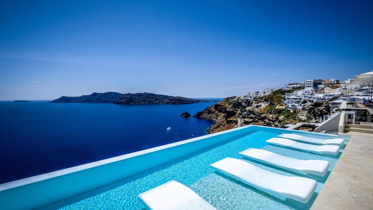 Canaves Oia Suites