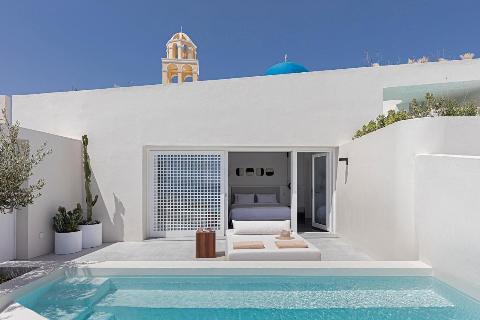Canaves Oia Suites