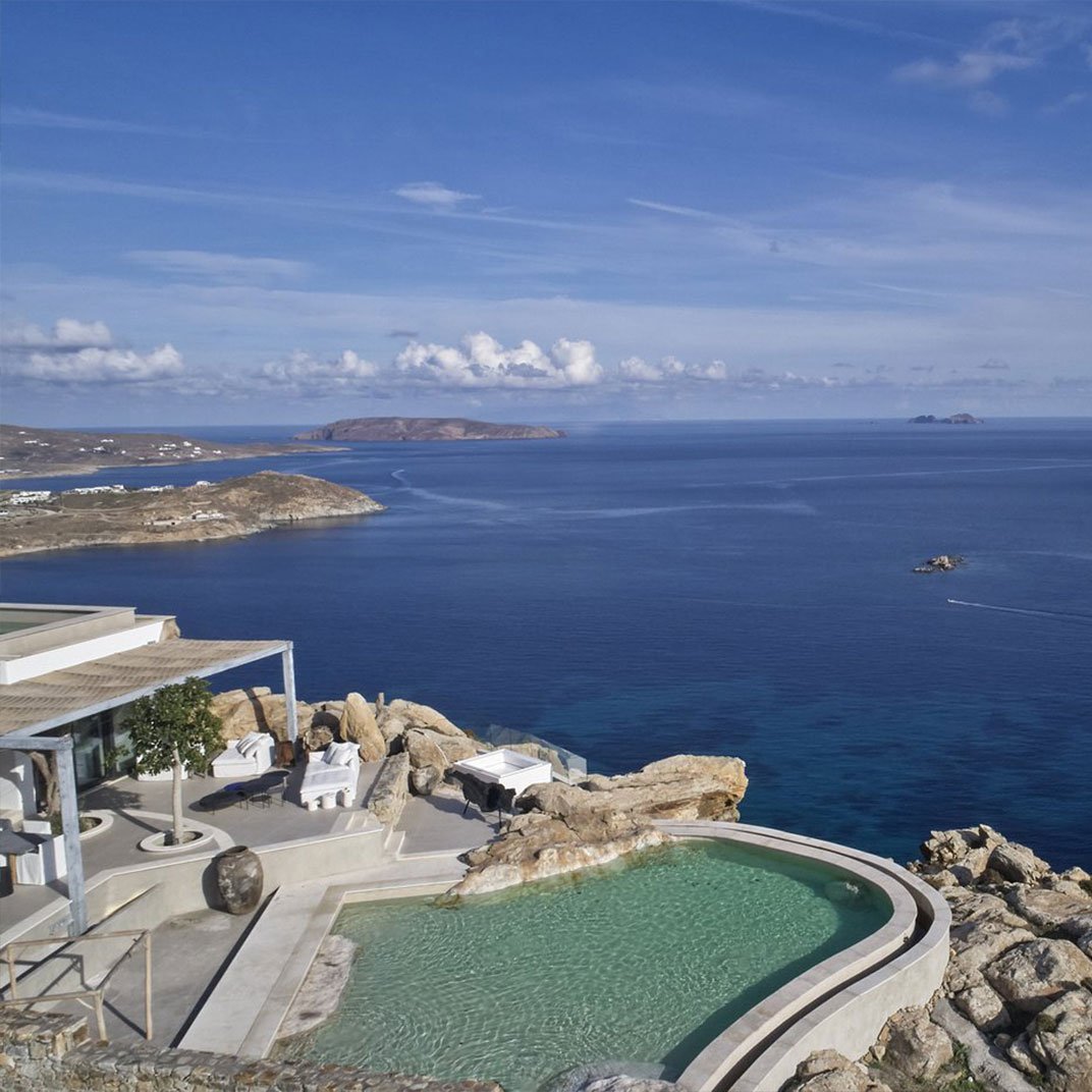 Panoptis Escape, the pool