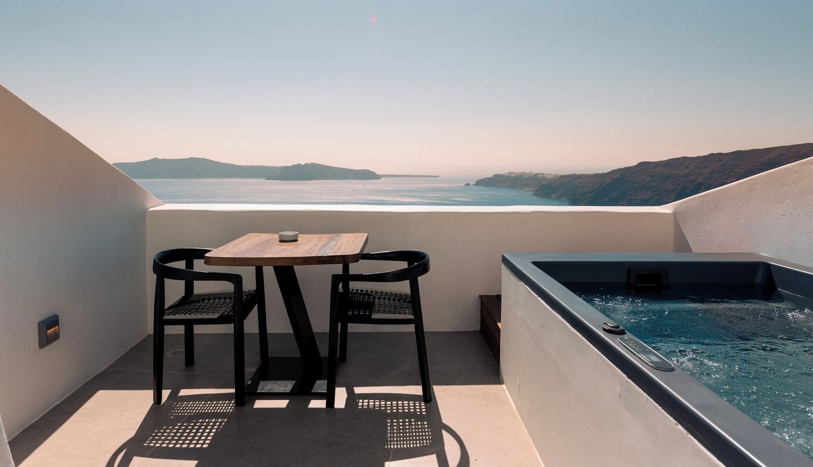 Cavo Tagoo Santorini