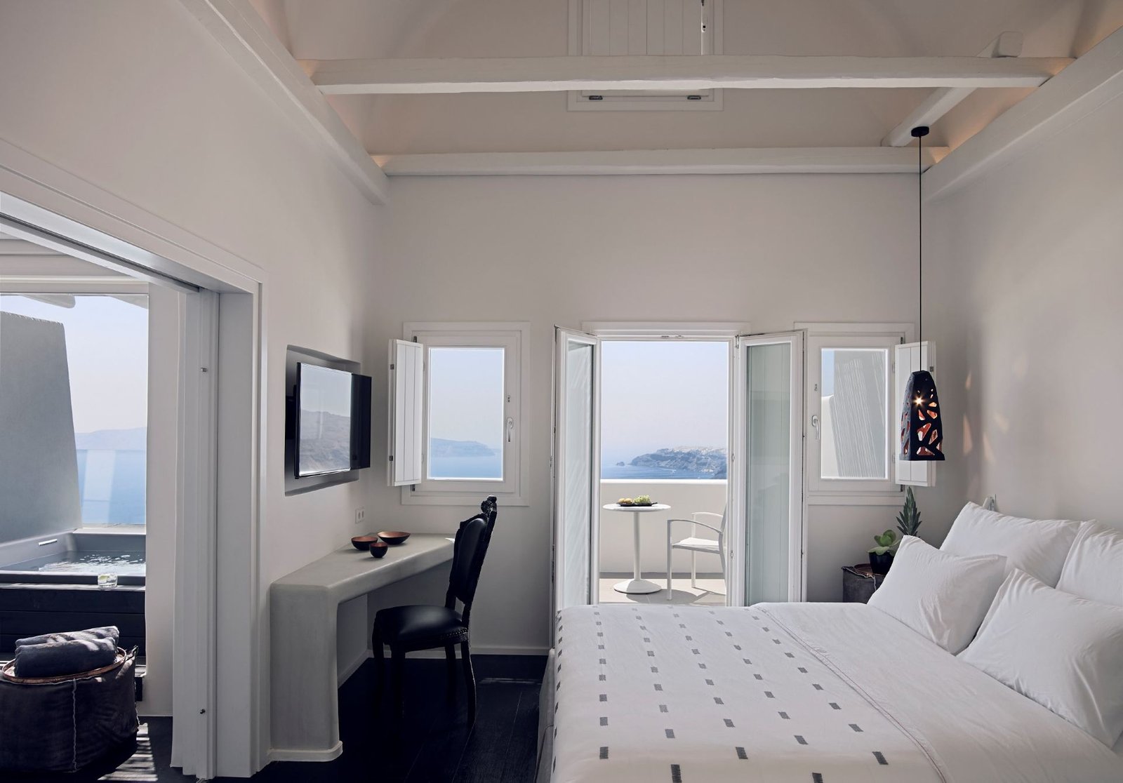 Cavo Tagoo Santorini, rooms