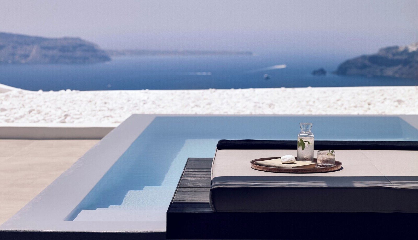 Cavo Tagoo Santorini