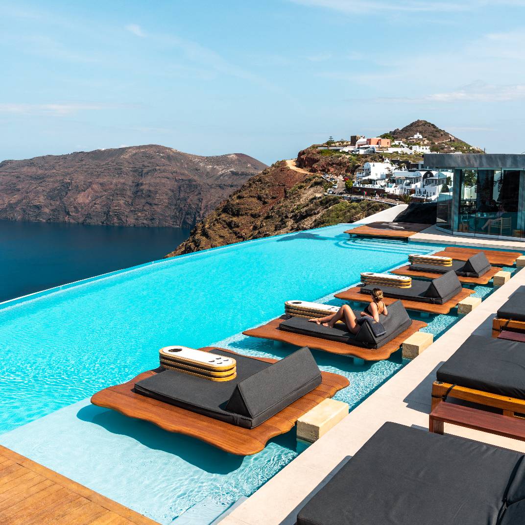 Cavo Tagoo Santorini
