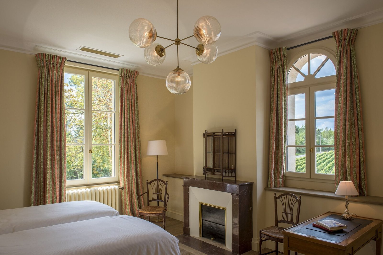 Château Le Pape, rooms