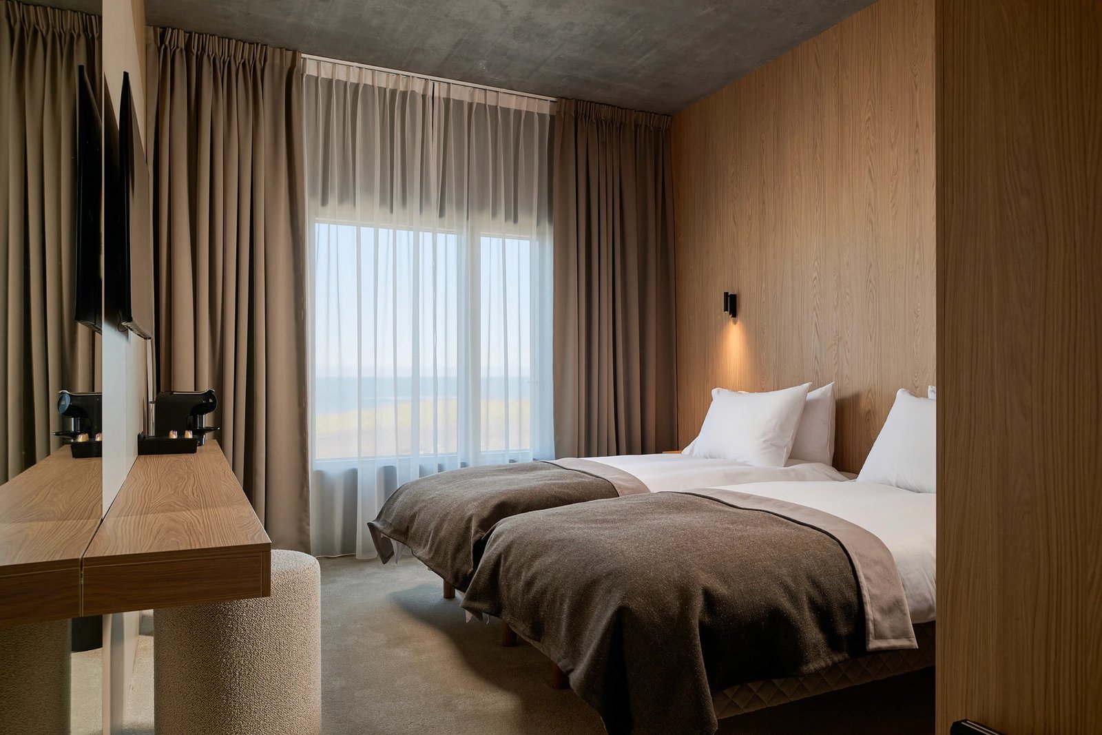 Black Sand Hotel