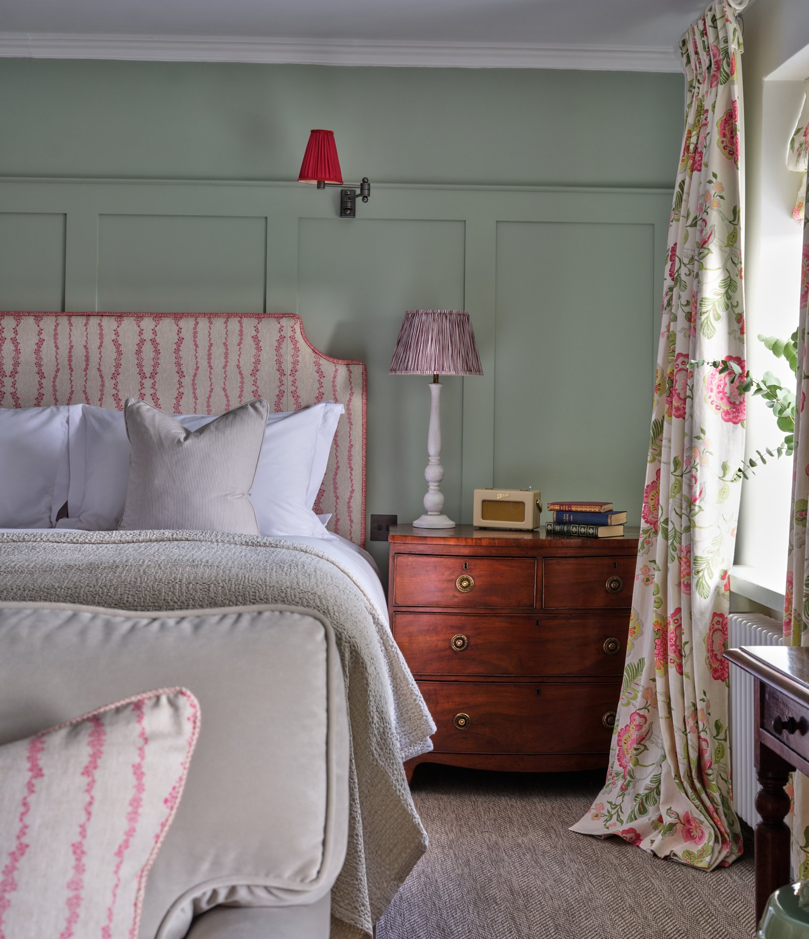 Stanwell House Hotel