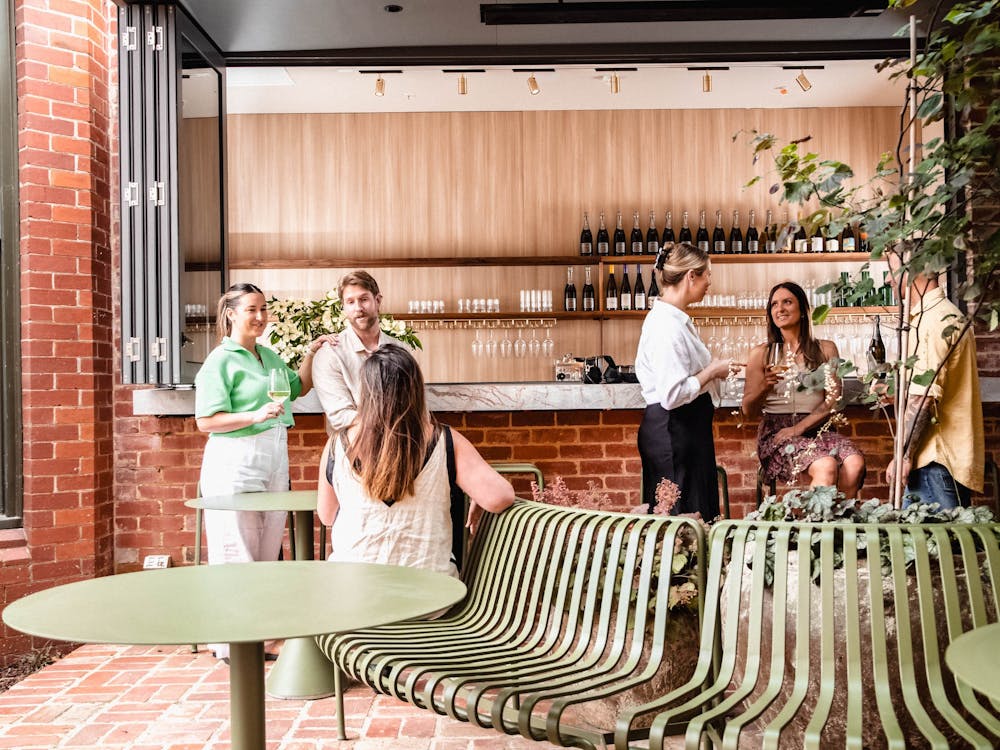 Hotel Vera Ballarat, alfresco bar and courtyard
