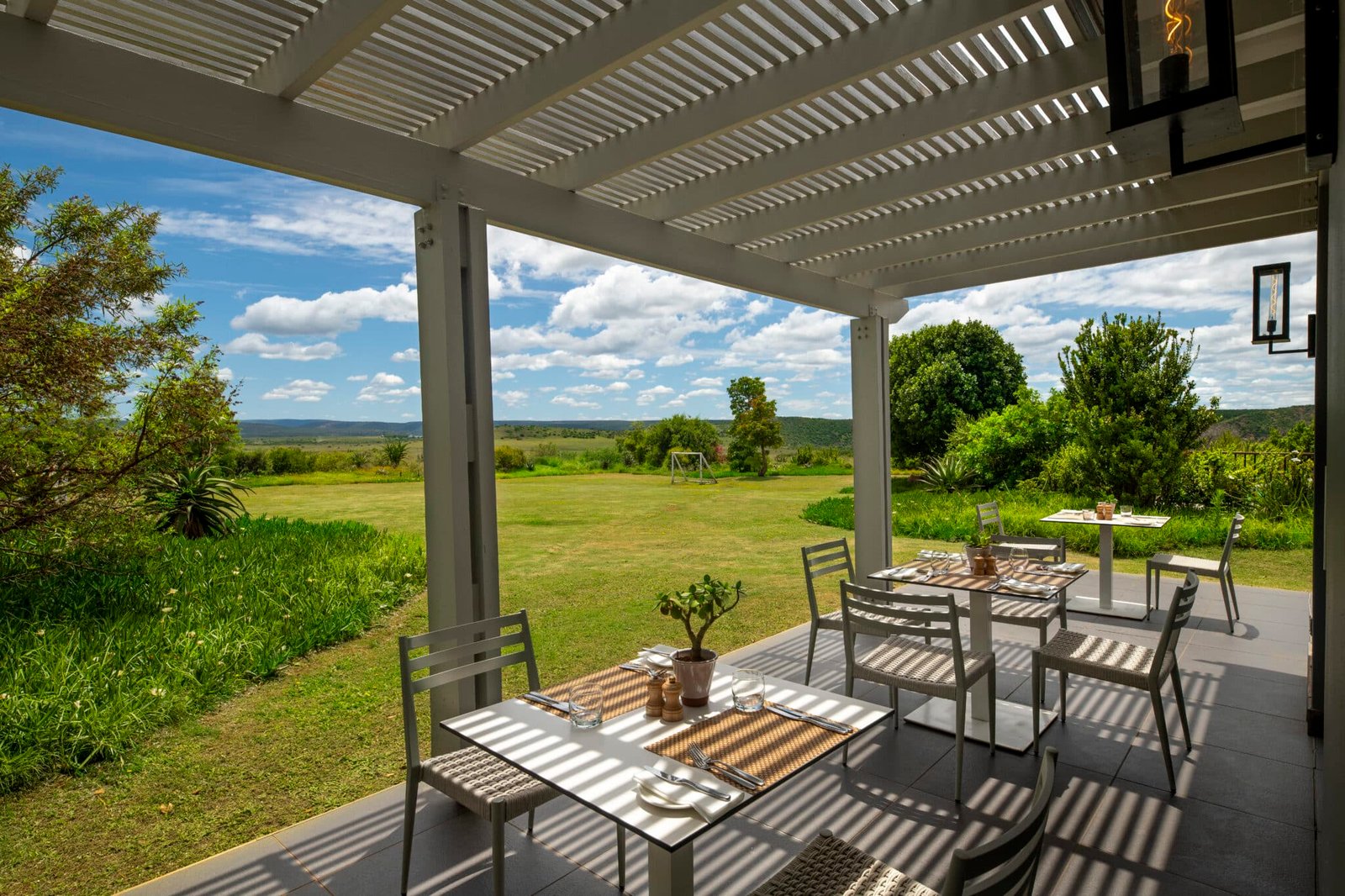 Shamwari Riverdene, at the table