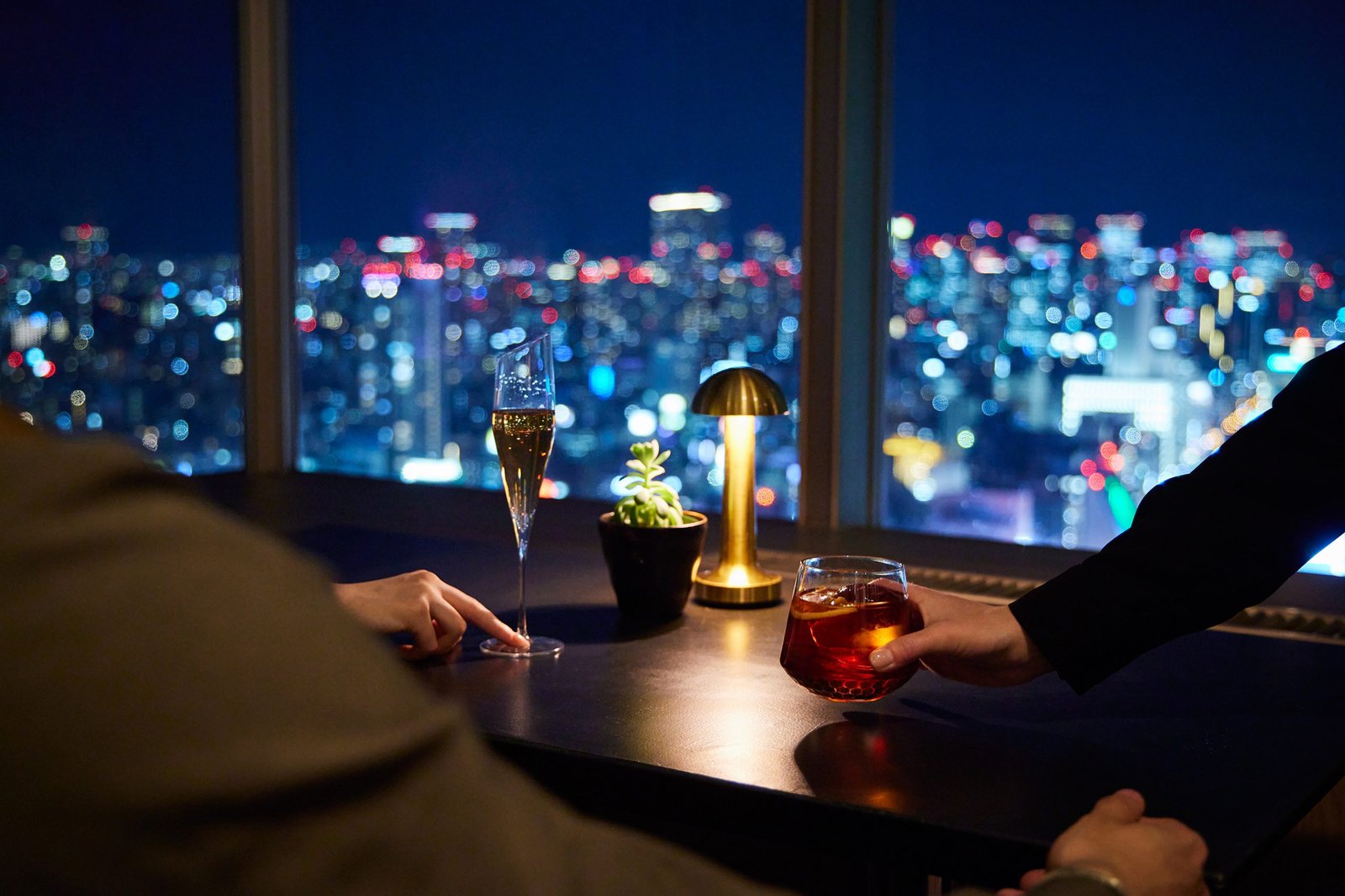 Swissôtel Nankai Osaka — eat & drink