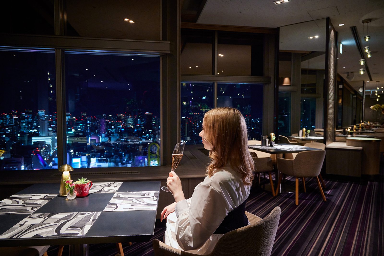 Swissôtel Nankai Osaka — eat & drink