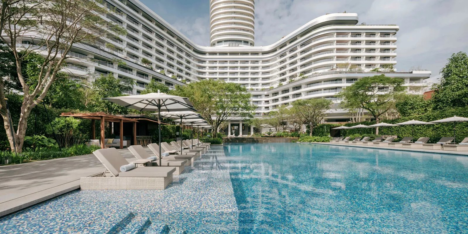 Rosewood Sanya, the pool