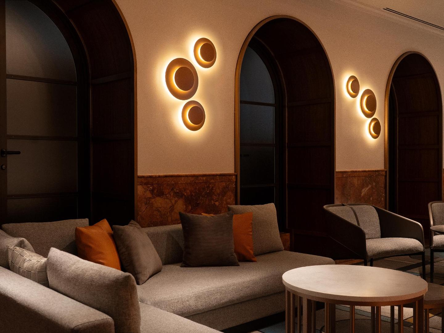 Namba Oriental Hotel — eat & drink