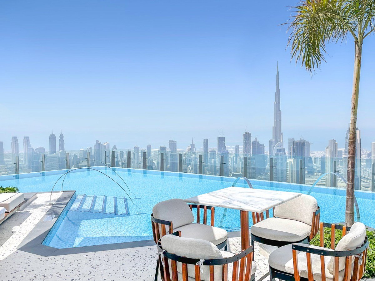 SLS Dubai Hotel & Residences, the pool