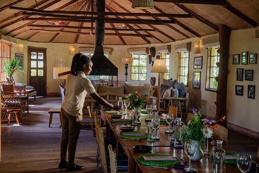 Mount Gahinga Lodge, at the table