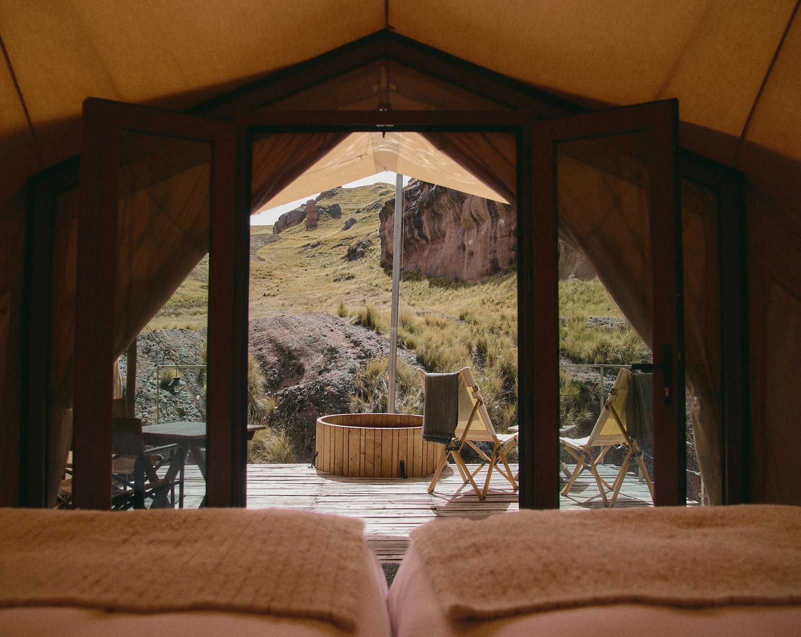 Tinajani, rooms