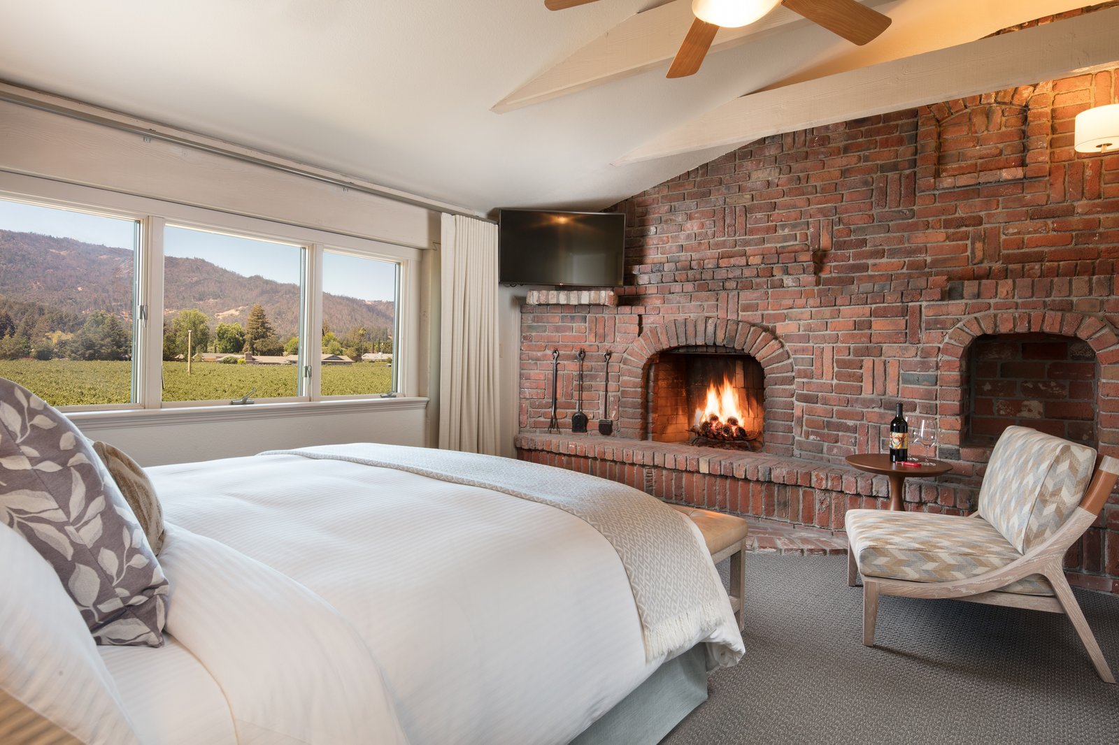 Harvest Inn, rooms