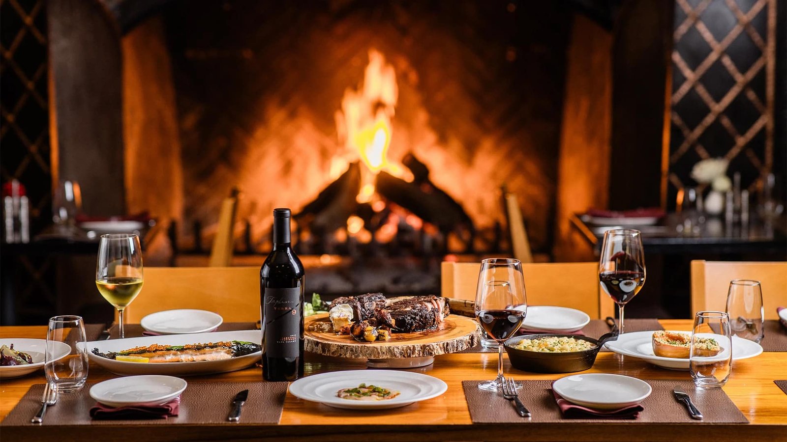 Harvest Inn, harvest table
