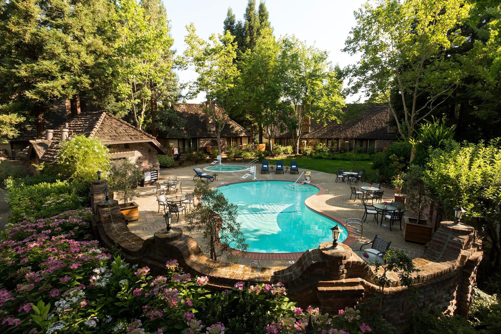 Harvest Inn, the pool
