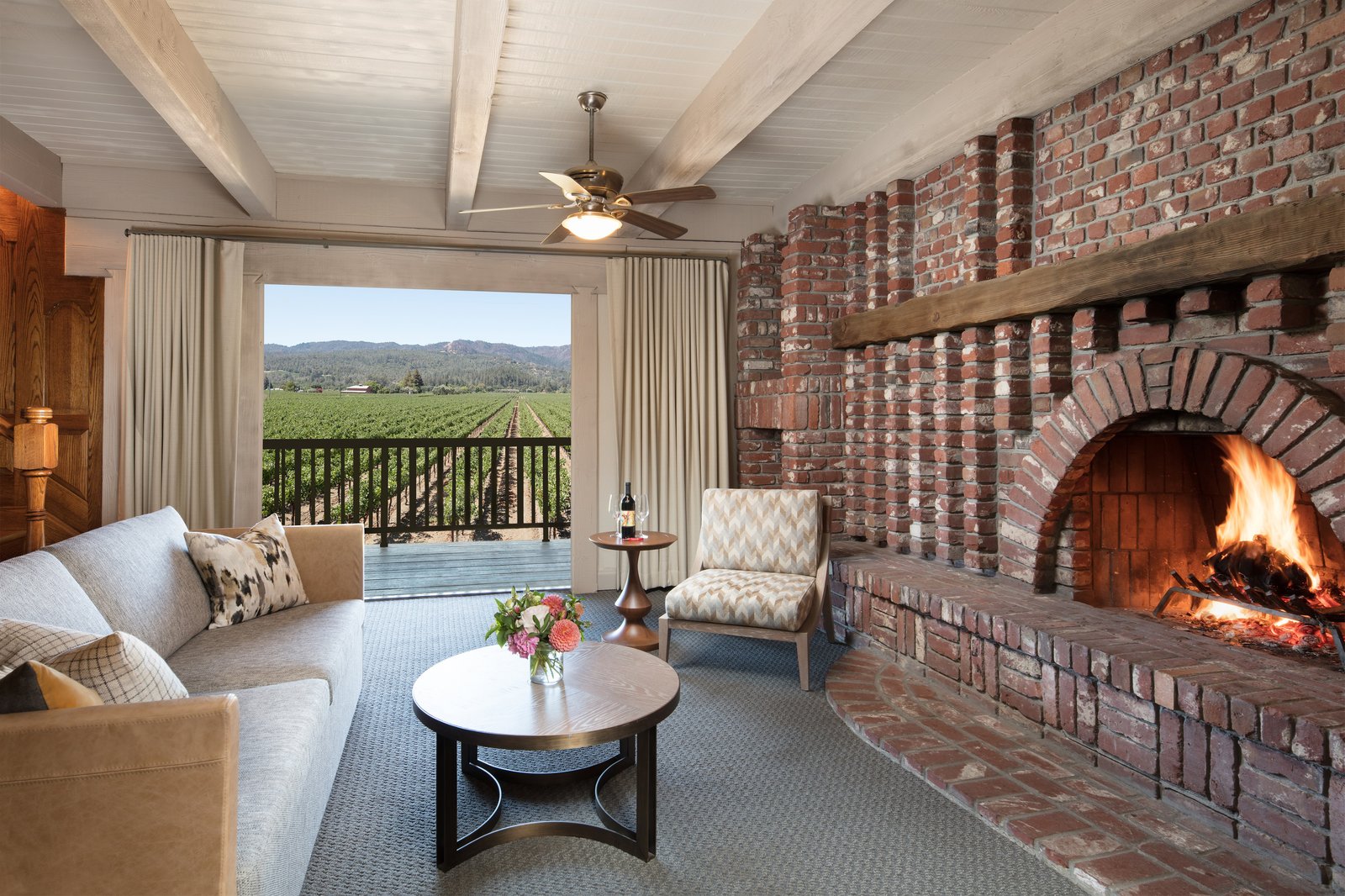 Harvest Inn, rooms