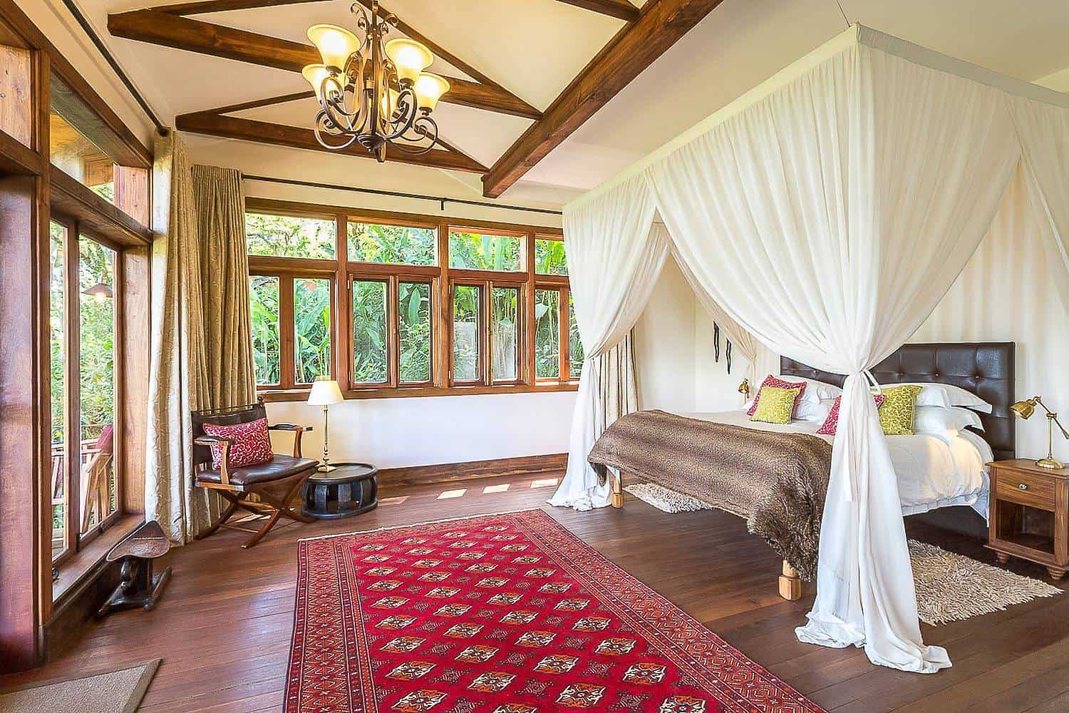 Gibb's Farm, rooms
