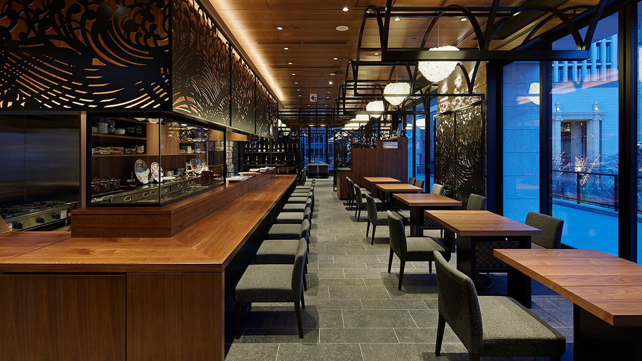 Mitsui Garden Hotel Osaka Premier — eat & drink