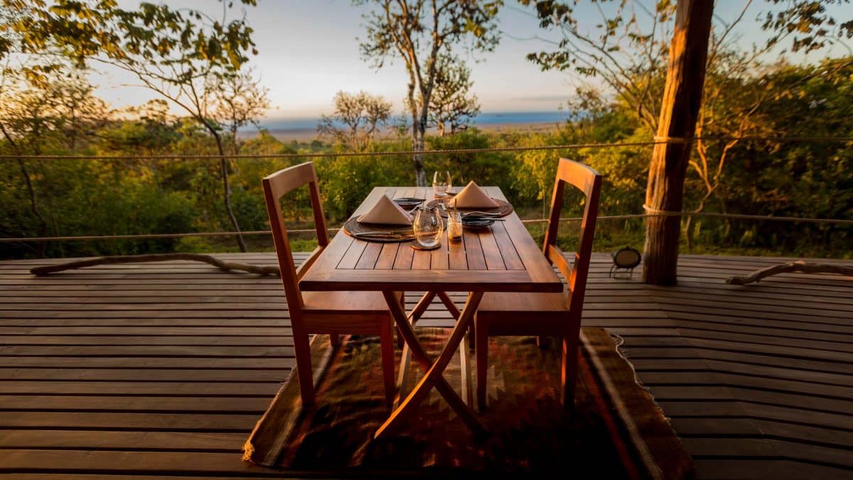 Galapagos Safari Camp, main lodge dining room