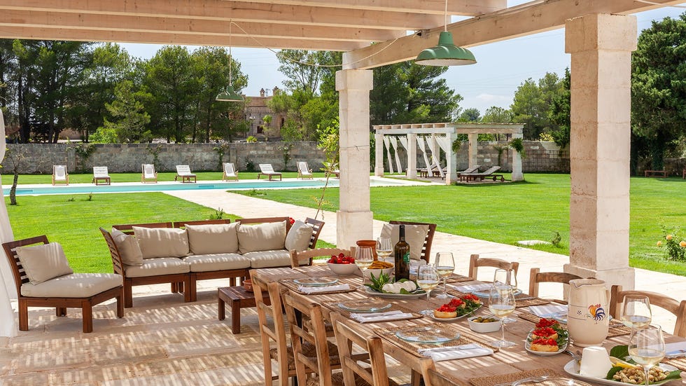 Masseria Diso - Il Tabacchificio, at the table