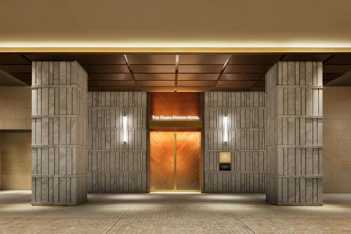 THE OSAKA STATION HOTEL