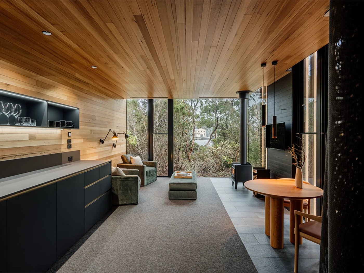 Pumphouse Point, rooms