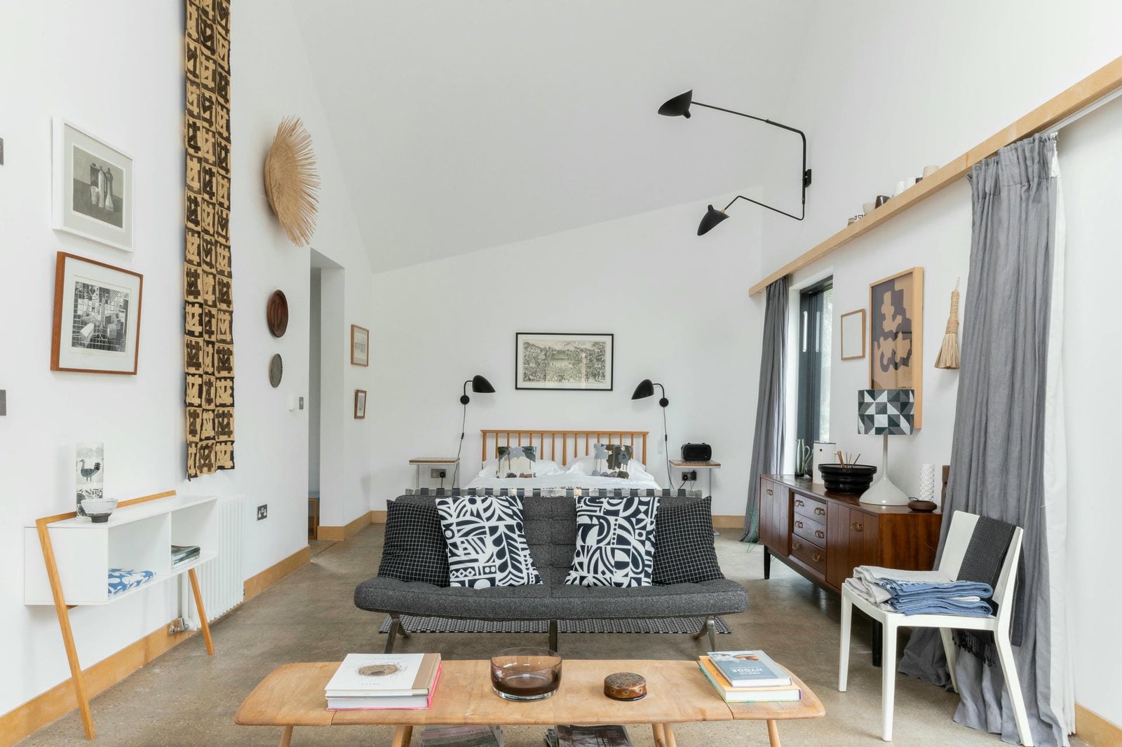 Five Acre Barn, rooms