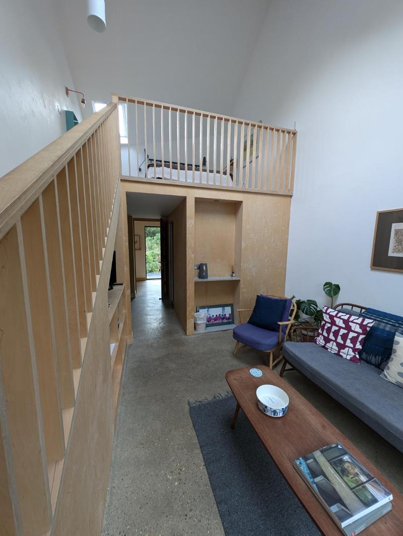 Five Acre Barn, rooms