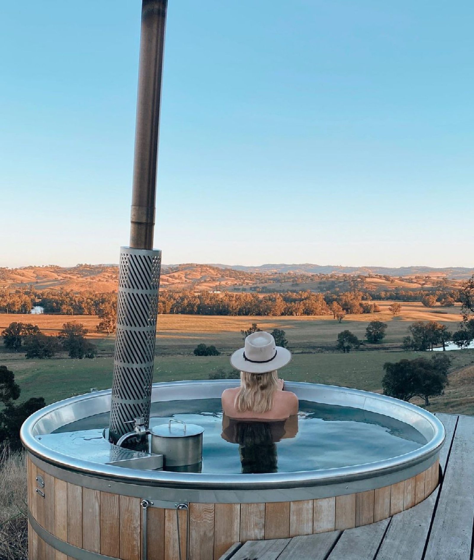 Kimo Estate, the pool