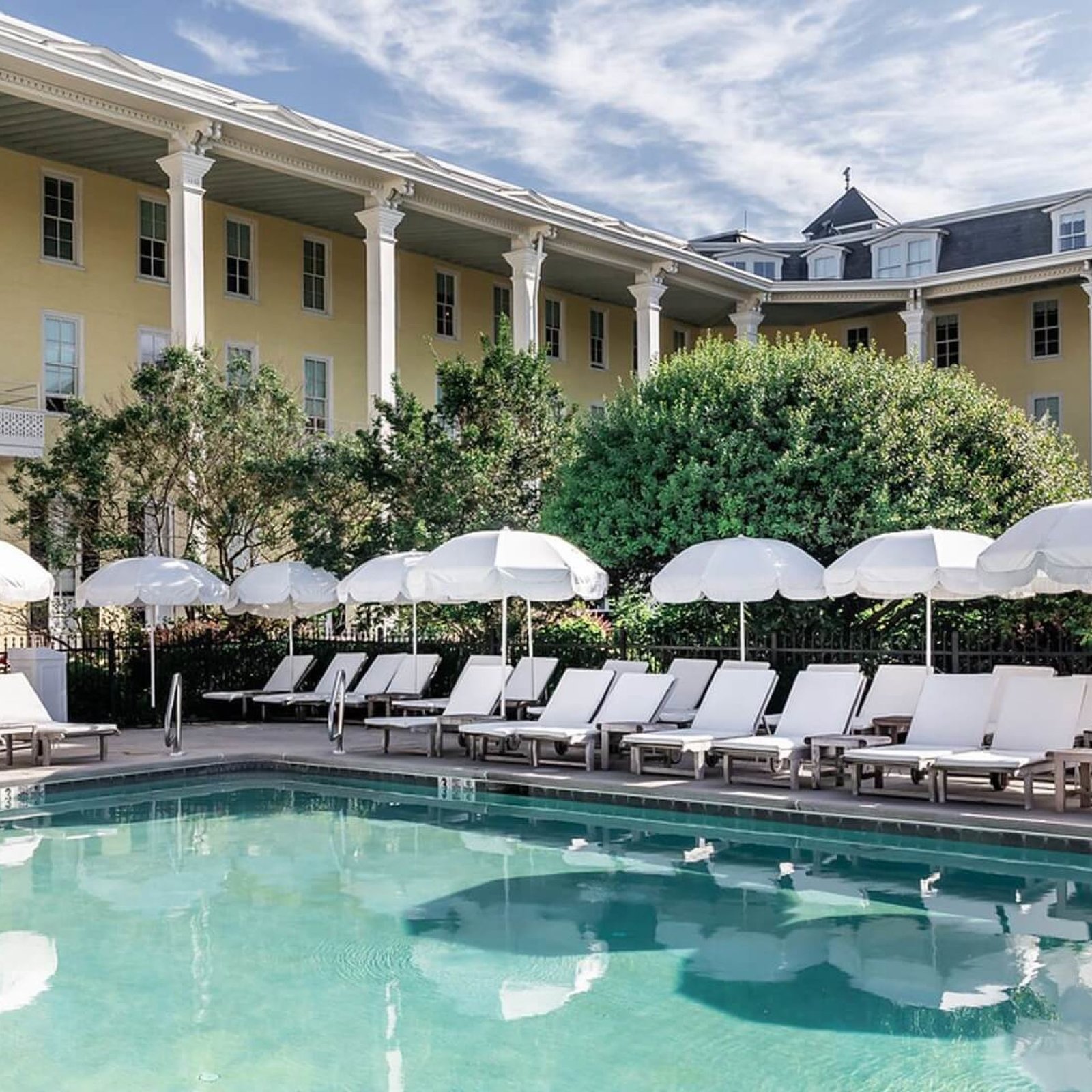 Congress Hall, the pool