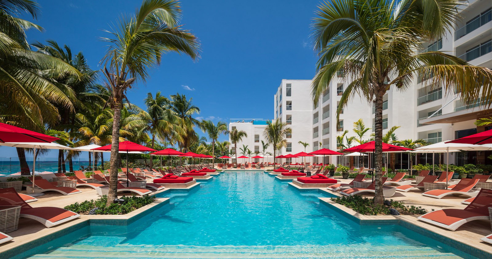 S Hotel Montego Bay, the pool