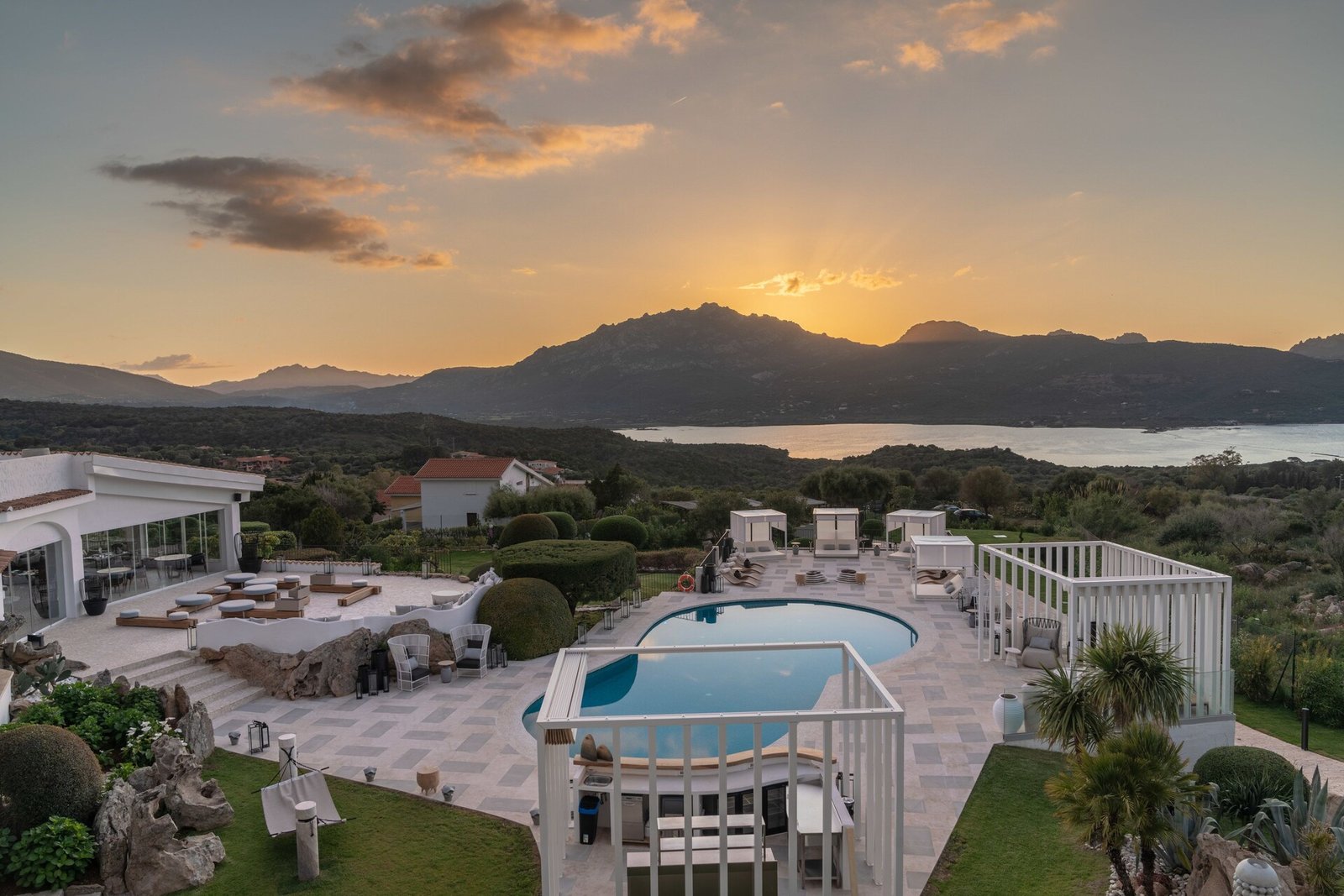 Sulia House Porto Rotondo, Curio Collection by Hilton