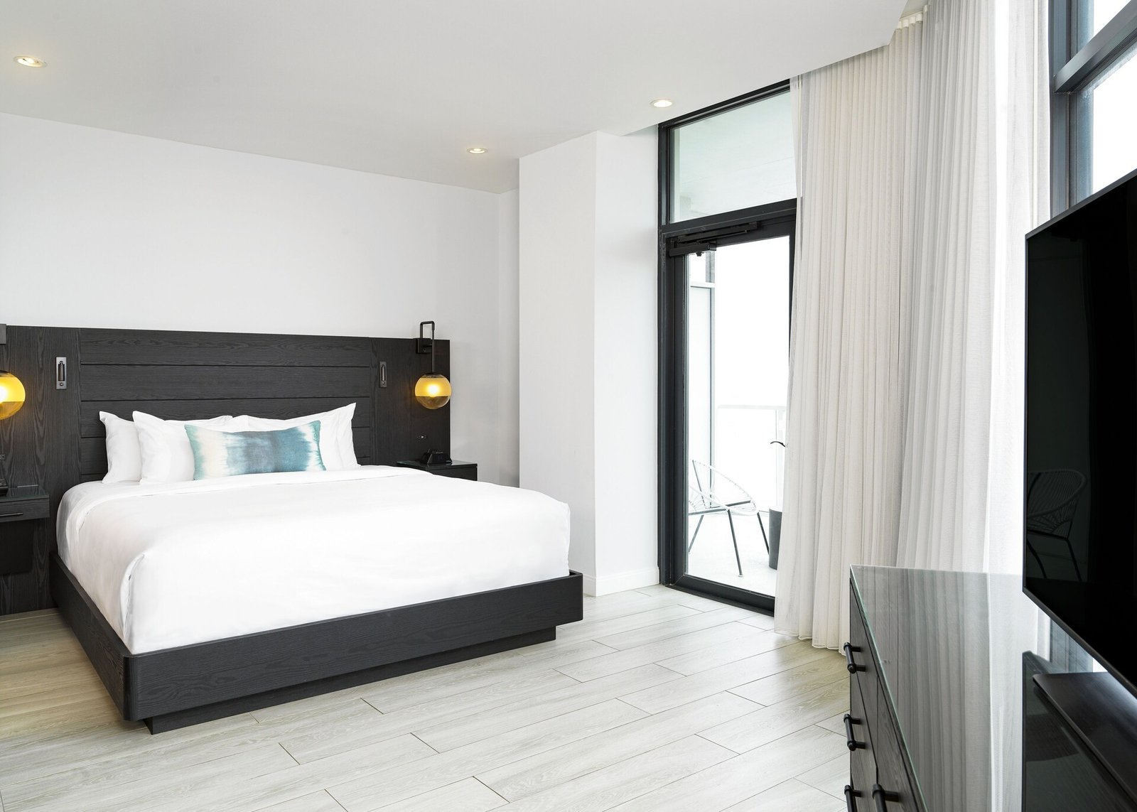 Wave Resort, rooms