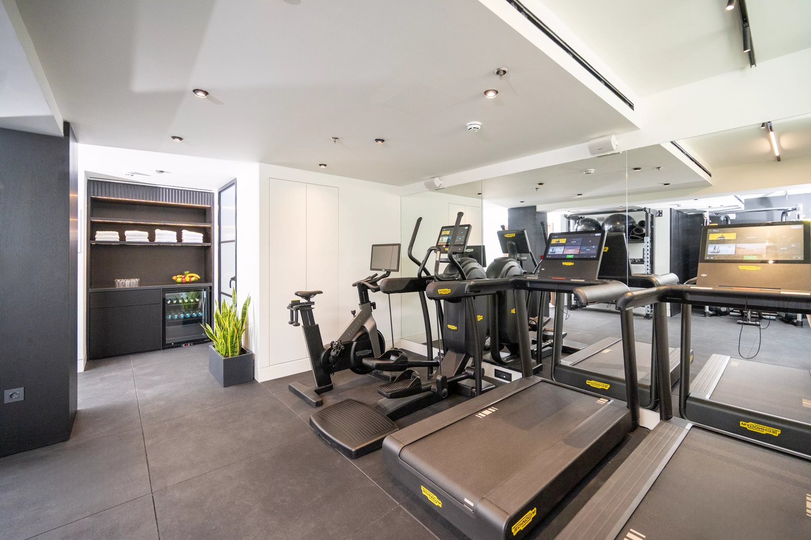 Athens Capital Suites - MGallery Collection, the pool and gym