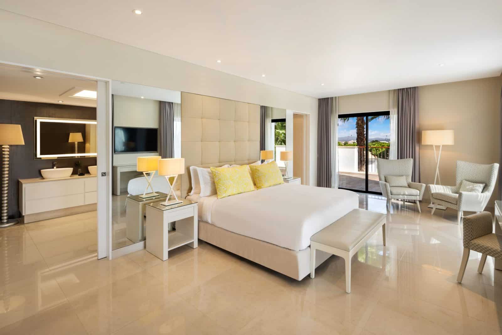 Pine Cliffs Ocean Suites, a Luxury Collection Resort & Spa, Algarve, rooms