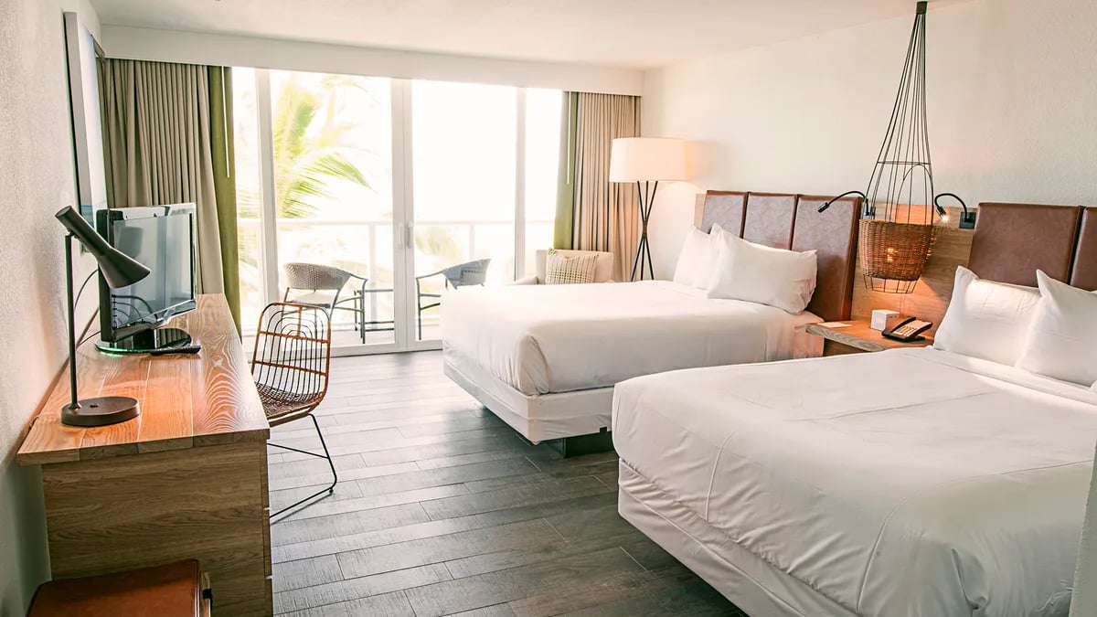 Amara Cay Resort, rooms