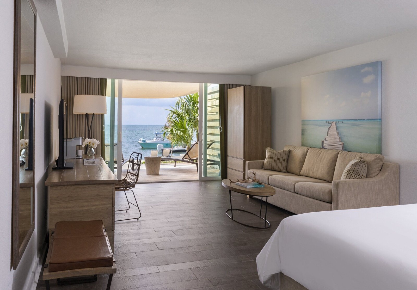 Amara Cay Resort, rooms