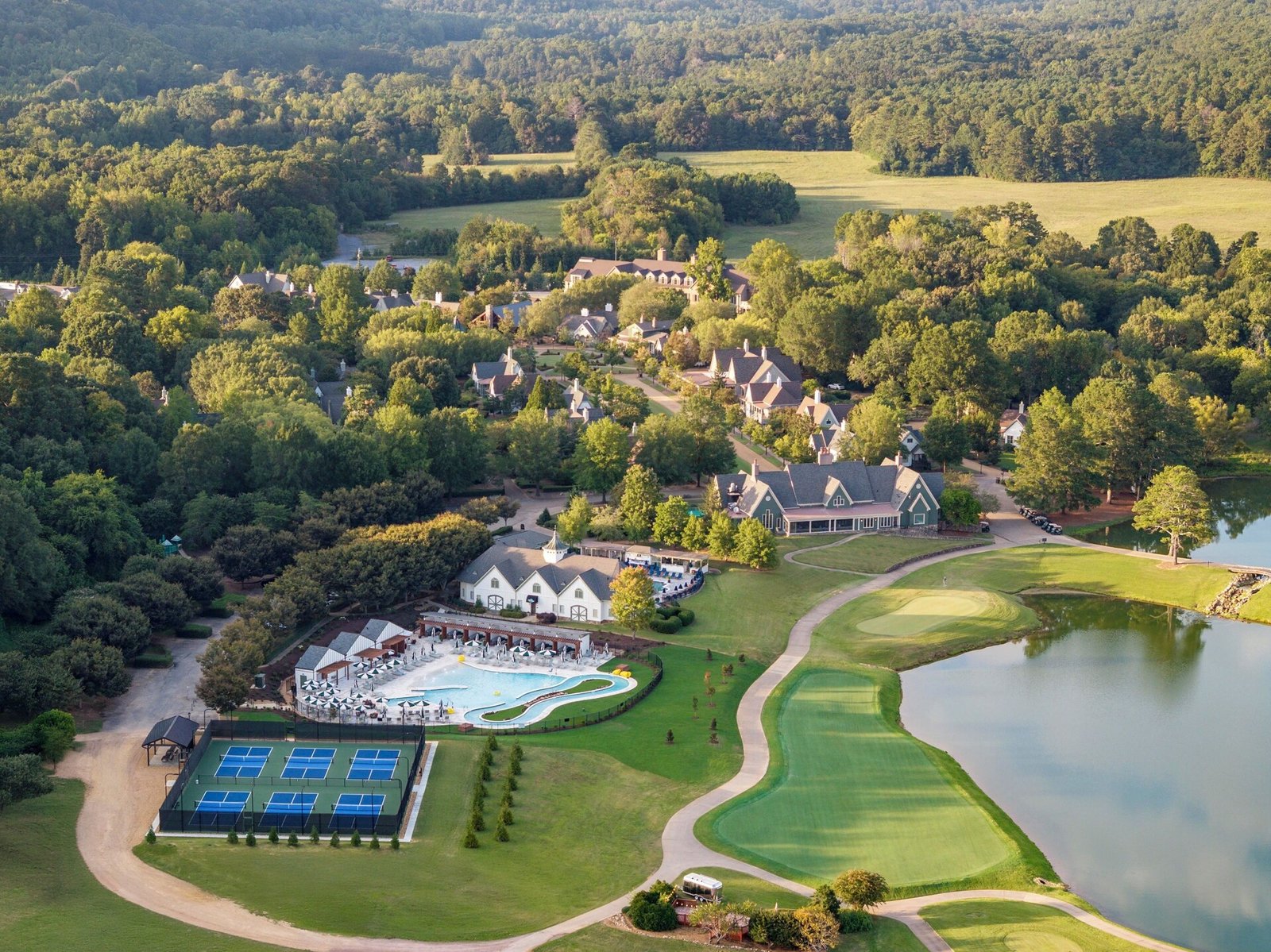 Barnsley Resort, the pool