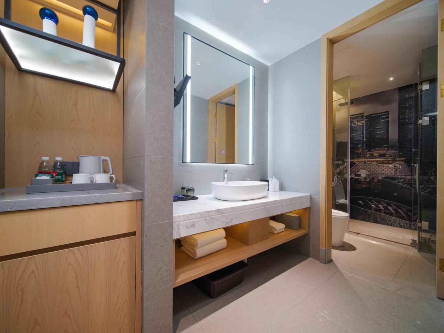 Park Inn by Radisson Chengdu — rooms